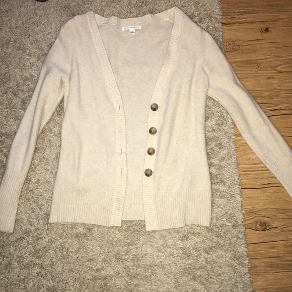 Sweater - Picture 1 of 1